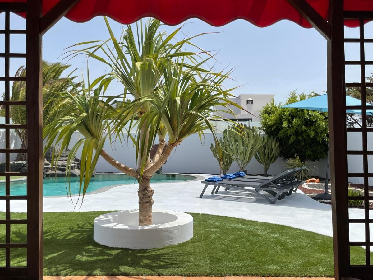 Villa Jardin Playa Blanca  Exteriör bild